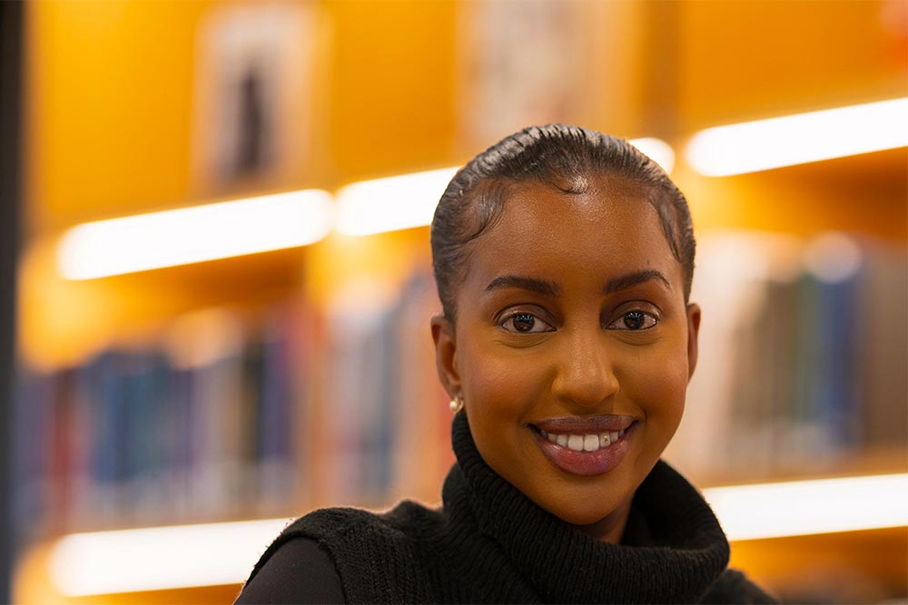 PsyD vs PhD student in the library